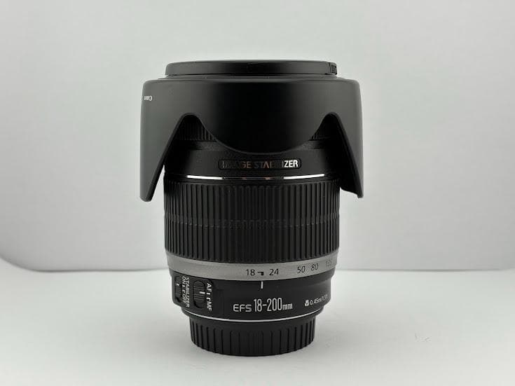 ★極上品★キヤノンCANON EF-S 18-200mm F3.5-5.6 IS