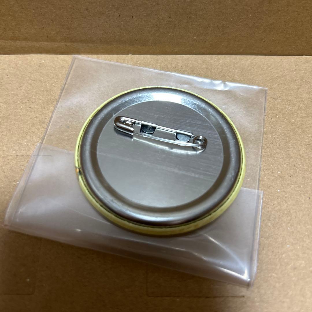 ご注文はうさぎですか？ 缶バッチ 桐間紗路 シャロ ごちうさ - メルカリ