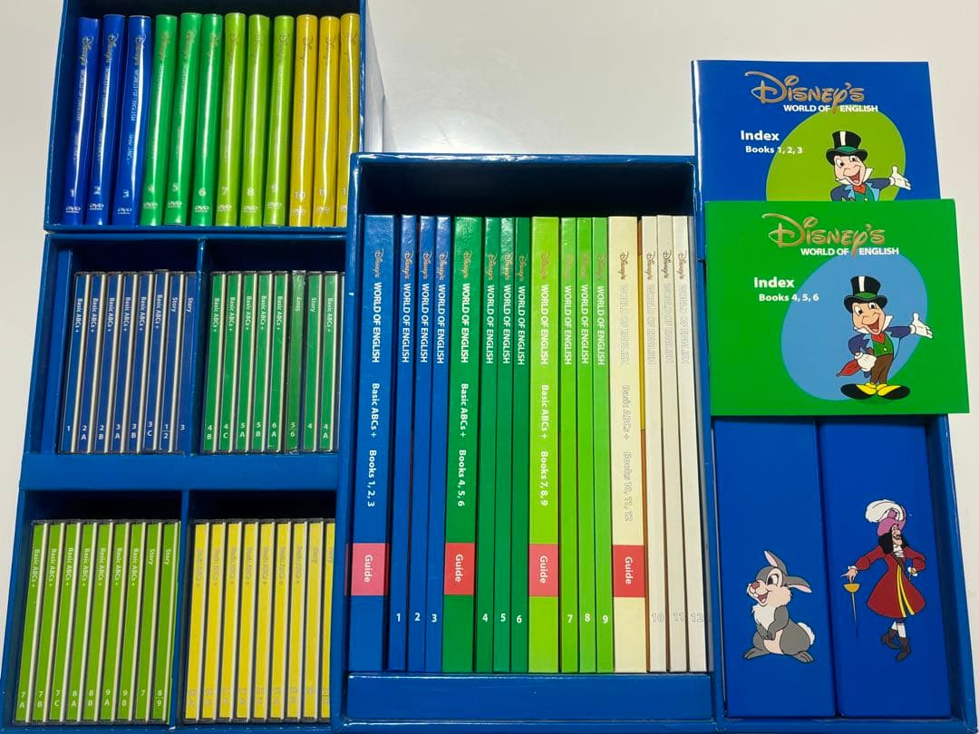 DWE ディズニー英語システムBasic ABCs絵本・CD・DVD その他 DWE ディズニー英語システム Basic ABCs+ DVD - メルカリ