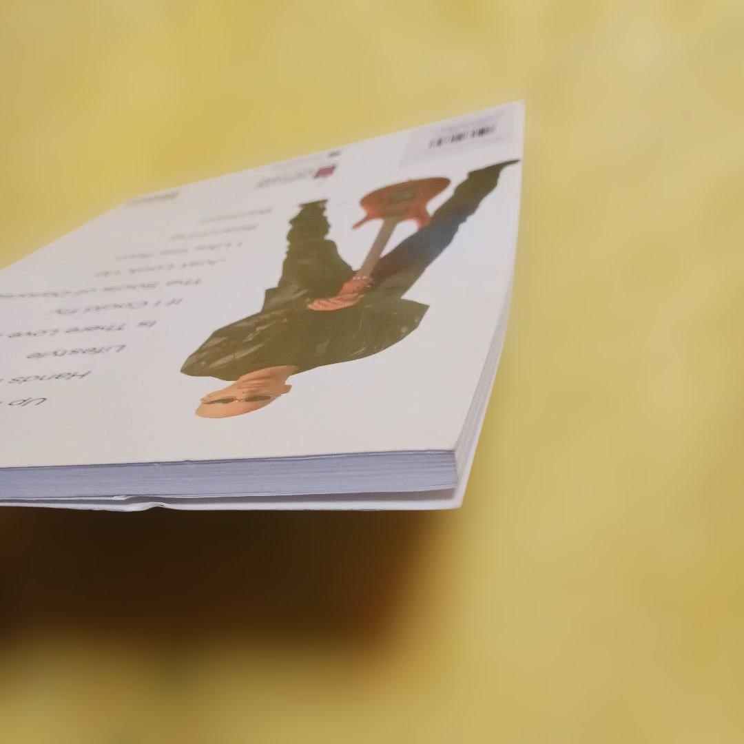 輸入楽譜JOE SATRIANI IS THERE LOVE IN SPACE？ - メルカリ