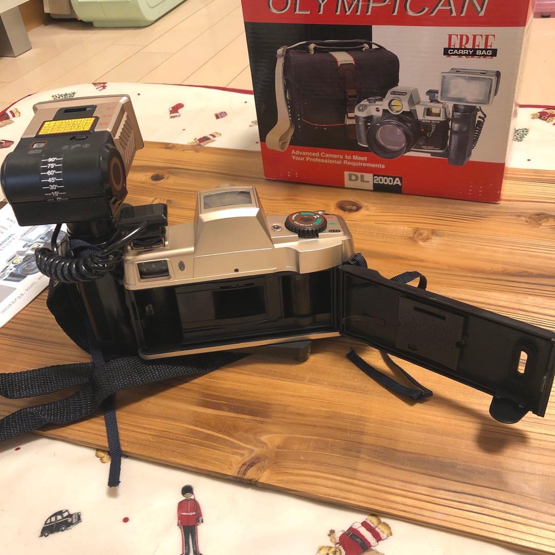 フィルムカメラ ストロボ レトロ モノクロフィルム ケース付き - メルカリ