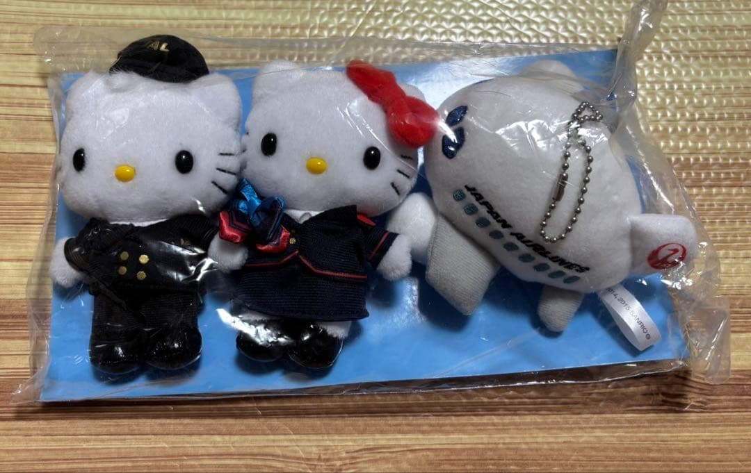 限定品】JAL×ハローキティCA コラボマスコットセット ぬいぐるみ m70091007219_1.jpg?1739276867
