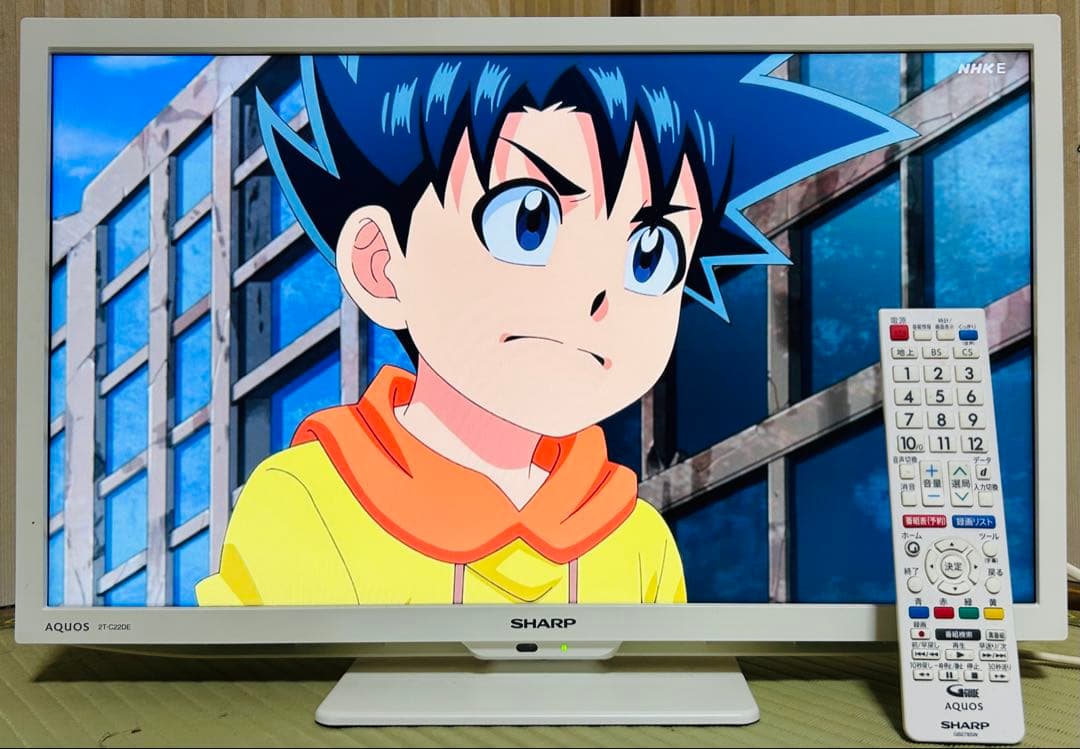 お値下げ！22型！SHARP AQUOS 2T-C22DE ホワイト シャープ AQUOS 2T-C22DE-W [22インチ ホワイト系] 価格比較 - 価格.com