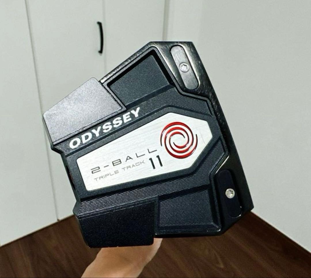 ODYSSEY ELEVEN 2-BALL パター 33インチ