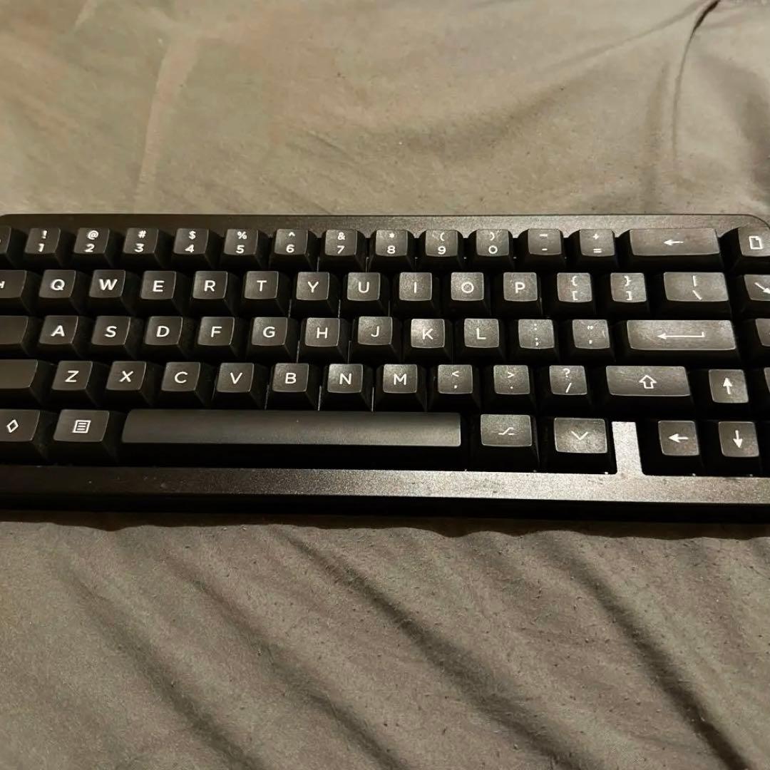 NAMI様］KAT Monochrome Black キーキャップ - メルカリ