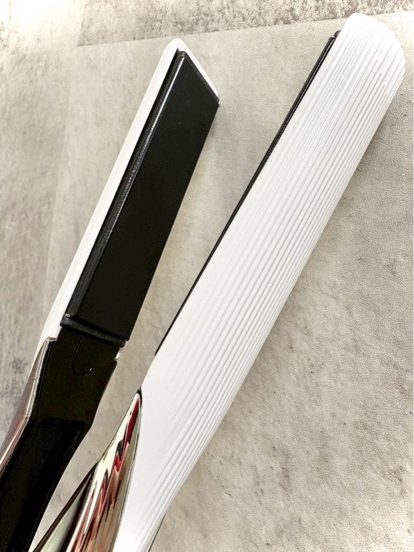 Refa MTG リファ ストレートアイロン 2023年製 - メルカリ