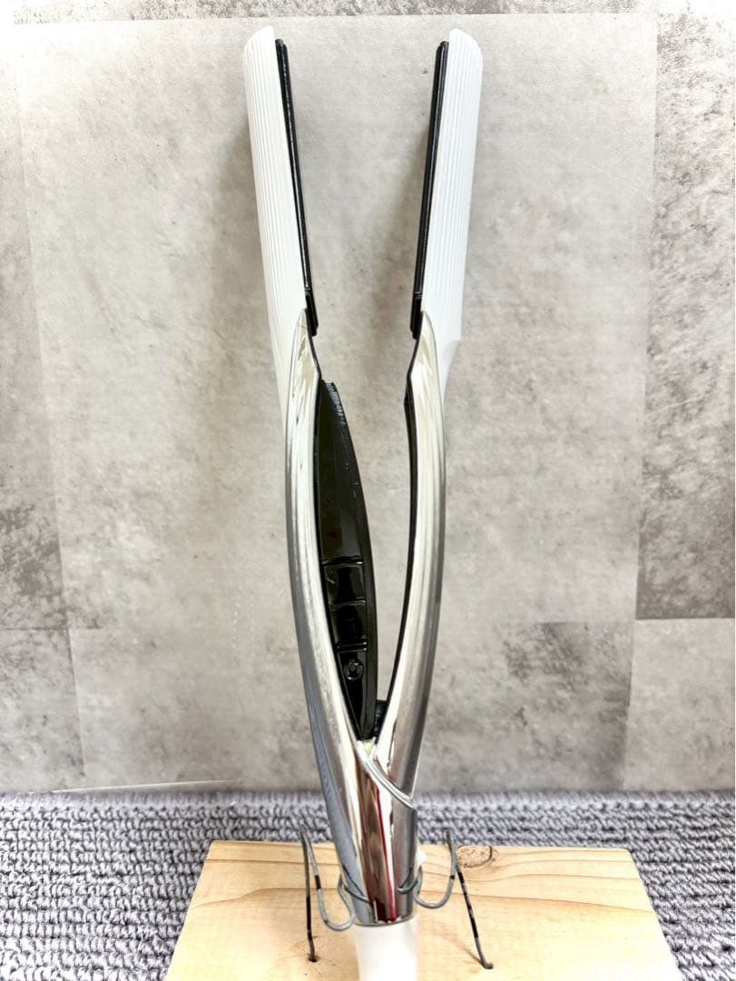 Refa MTG リファ ストレートアイロン 2023年製 - メルカリ