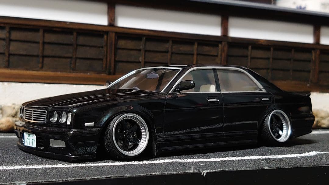 1/24 アオシマ y32 グロリア 完成品 アオシマ 1/24 日産 セドリック グロリア y32 プラモデル 完成品