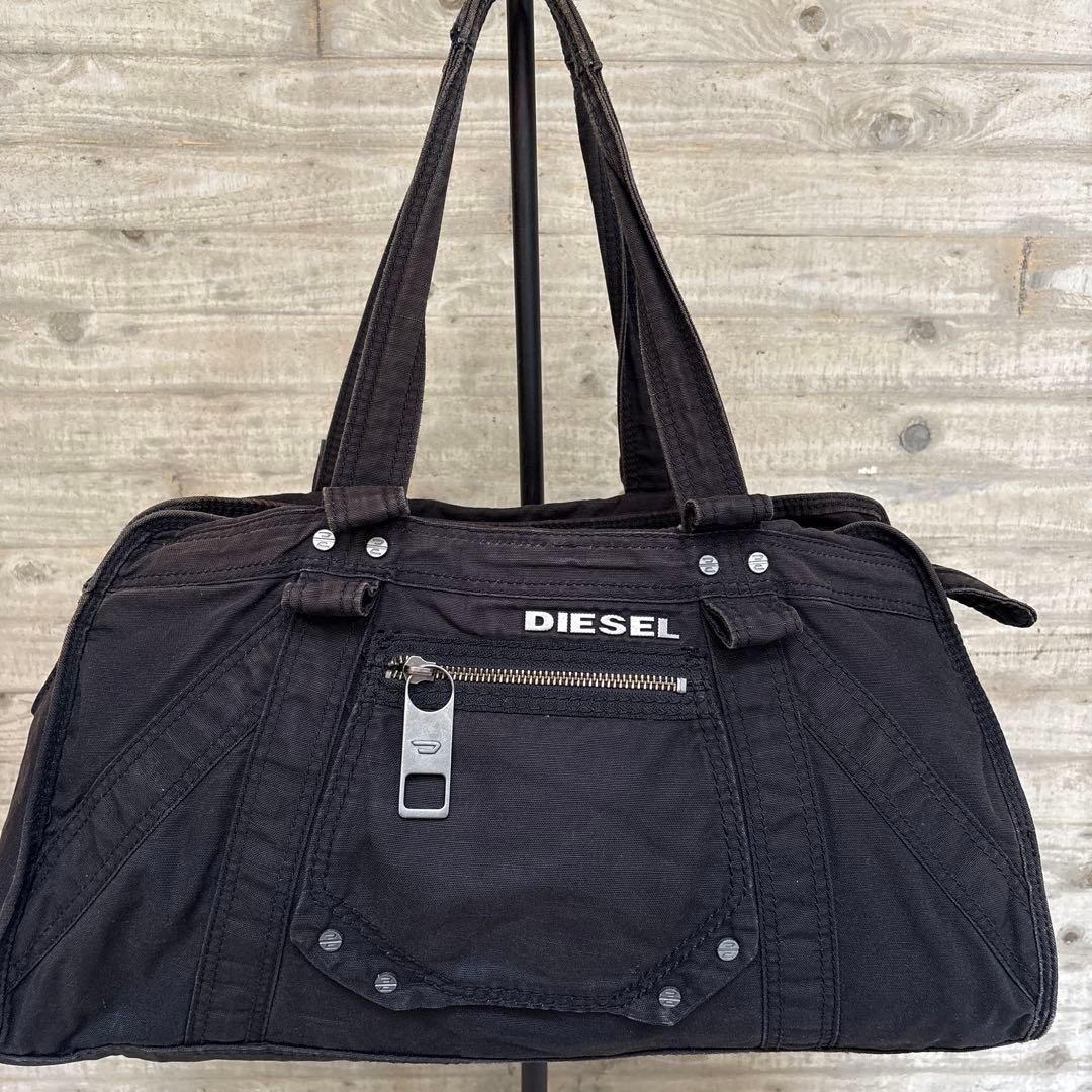 DIESEL ハンドバック トートバック　 メタルロゴ　黒 Amazon | [ディーゼル] レディース トートバッグ PVC UNI ブラック