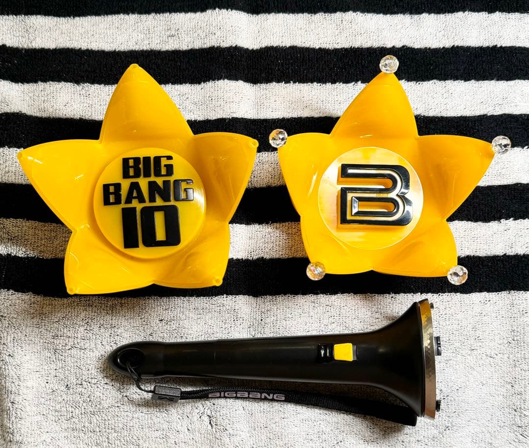 BIGBANG ペンライト1本 ヘッド 韓国ver.4と10周年版の2種類付 - メルカリ