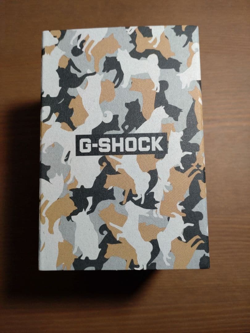 新品未使用品　G-SHOCK Shibainu DW-6900SHB-7JR s-l400.jpg