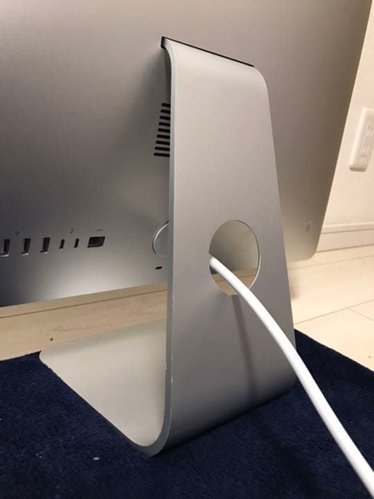 美品！初期化済み！　APPLE iMac 2017 21.5inch