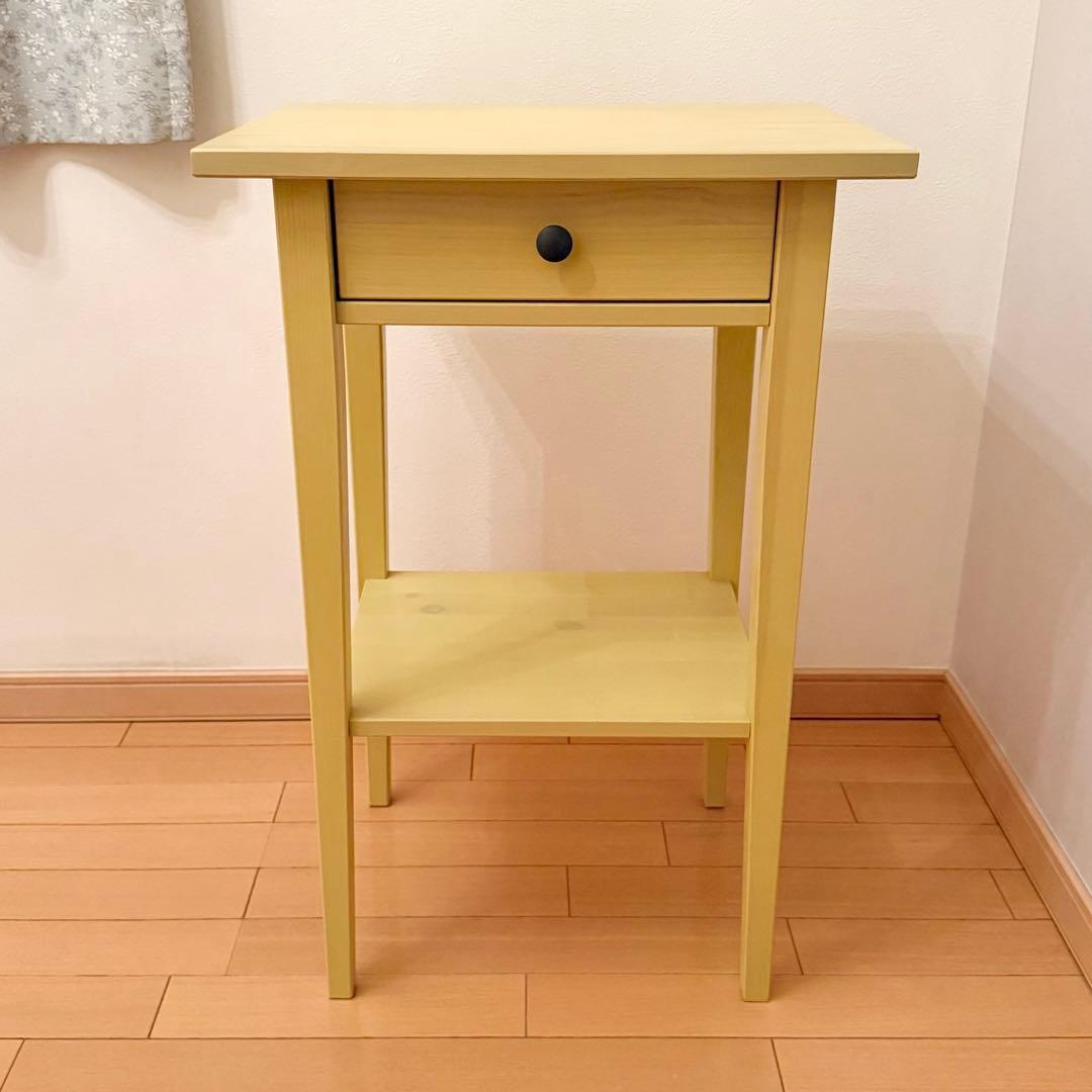 IKEA HEMNES イケア ヘムネス サイドテーブル イエロー - メルカリ