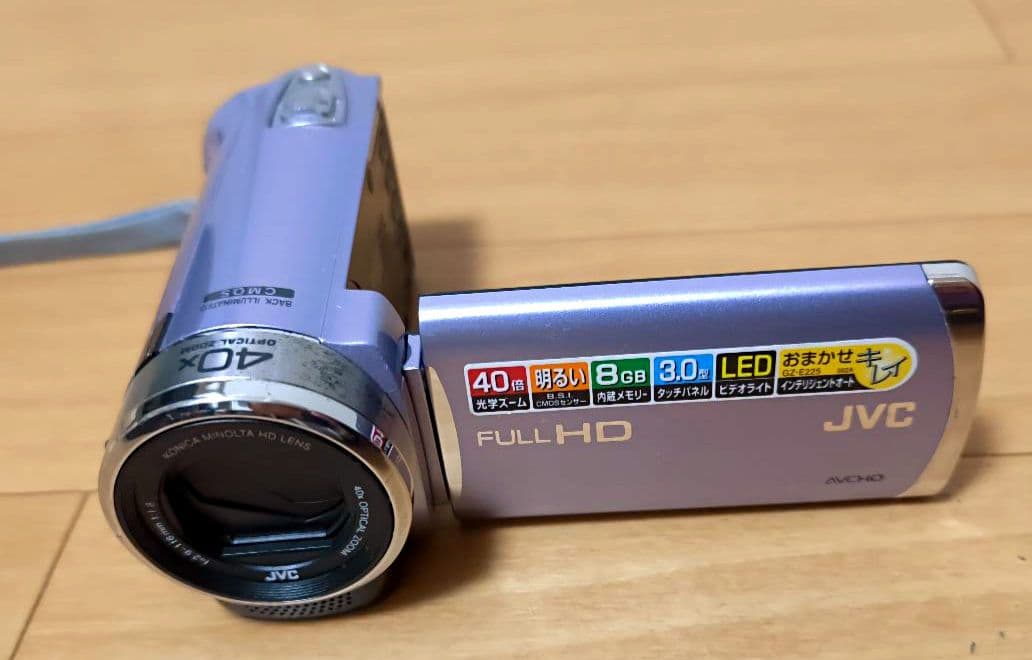 美品】JVC EverioGZ-E225ビデオカメラパープル（本体・ケース） - メルカリ