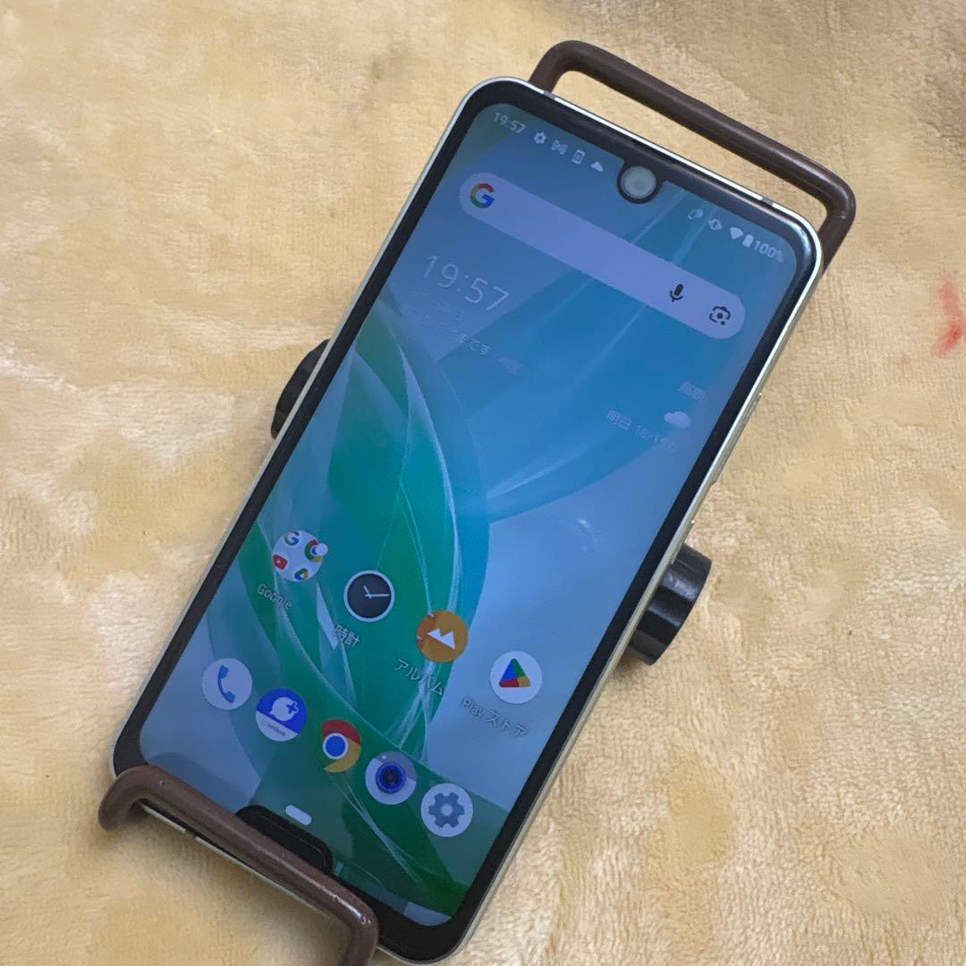 AQUOS r2 compact スモーキーグリーン シャープ AQUOS R2 compact SoftBank [スモーキーグリーン] 価格比較