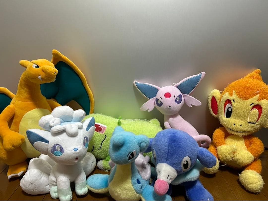 ポケモン ぬいぐるみ まとめ売り　リザードン　アローラロコン　アシマリ A037 ぬいぐるみ Pokémon fit ロコン(アローラのすがた) ｜【公式