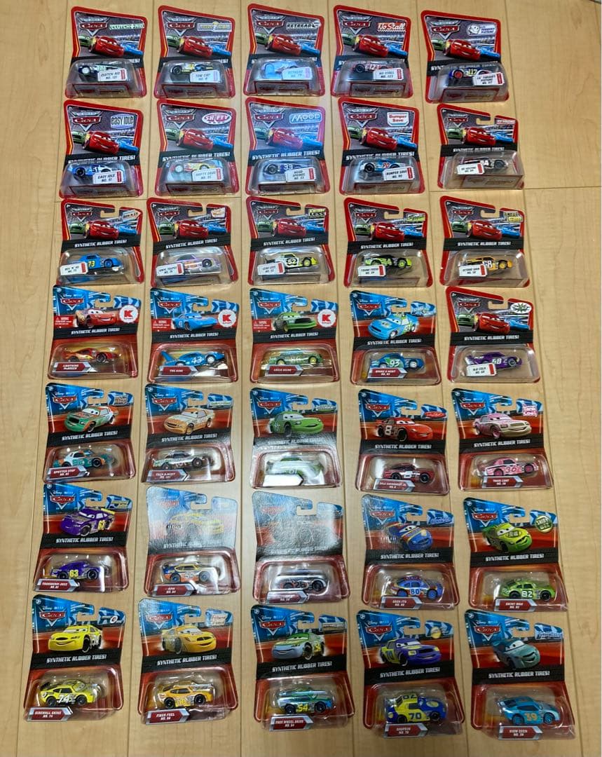 マテルカーズピストンカップレーサー35台ラバータイヤ新品未開封