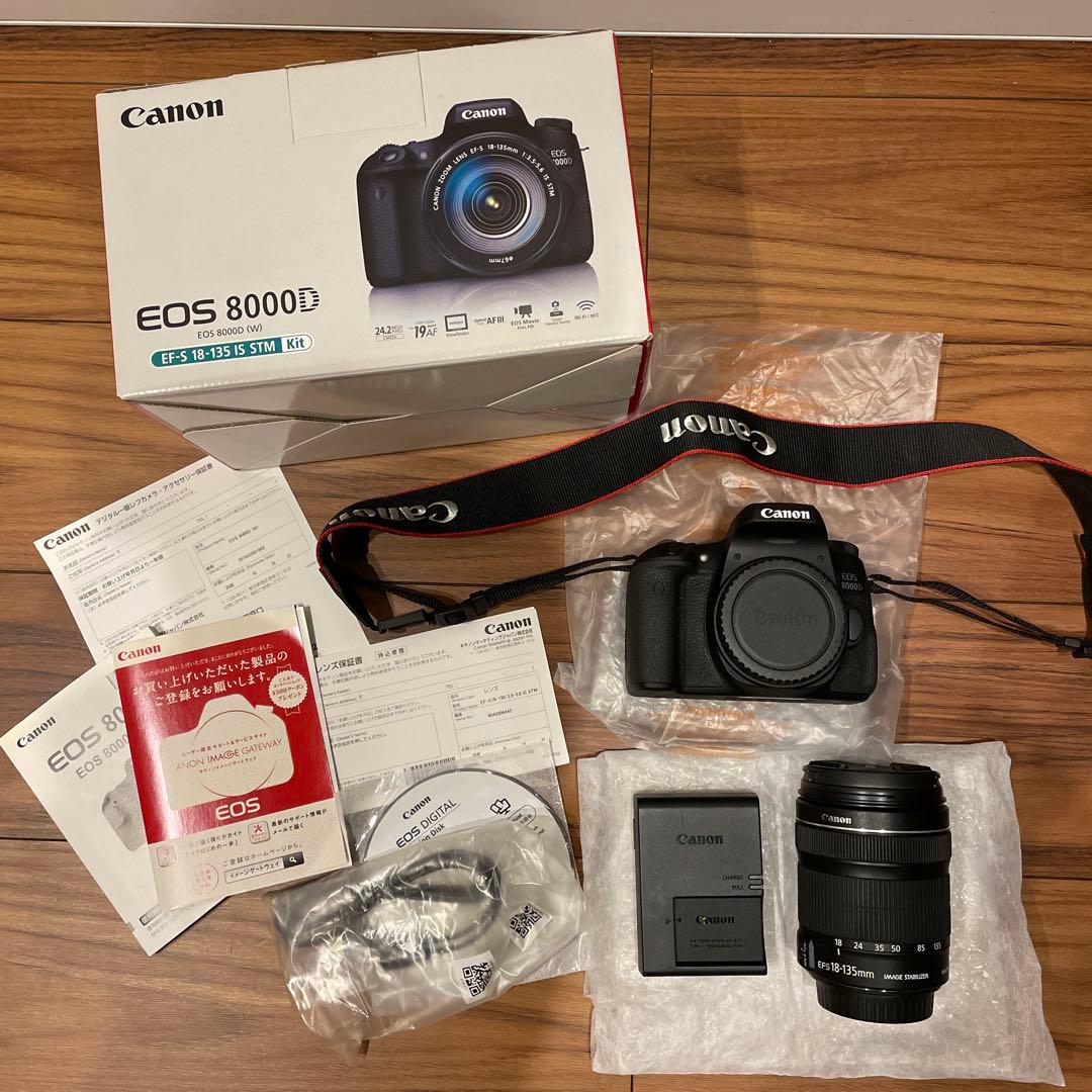Canon EOS 8000D デジタル一眼レフ　極美品 EOS 8000D キヤノン デジタル一眼 CANON レンズキット 中古 美品 Wi-Fi