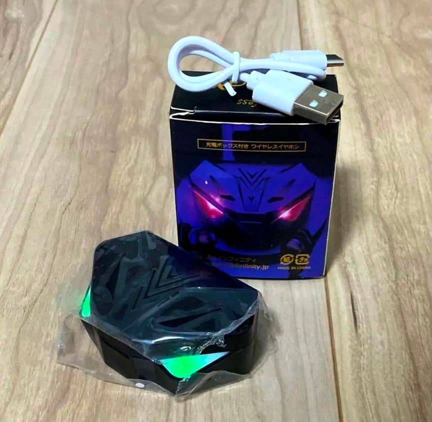 ジャグラー ワイヤレスイヤホン おまけ付き 2点 - メルカリ