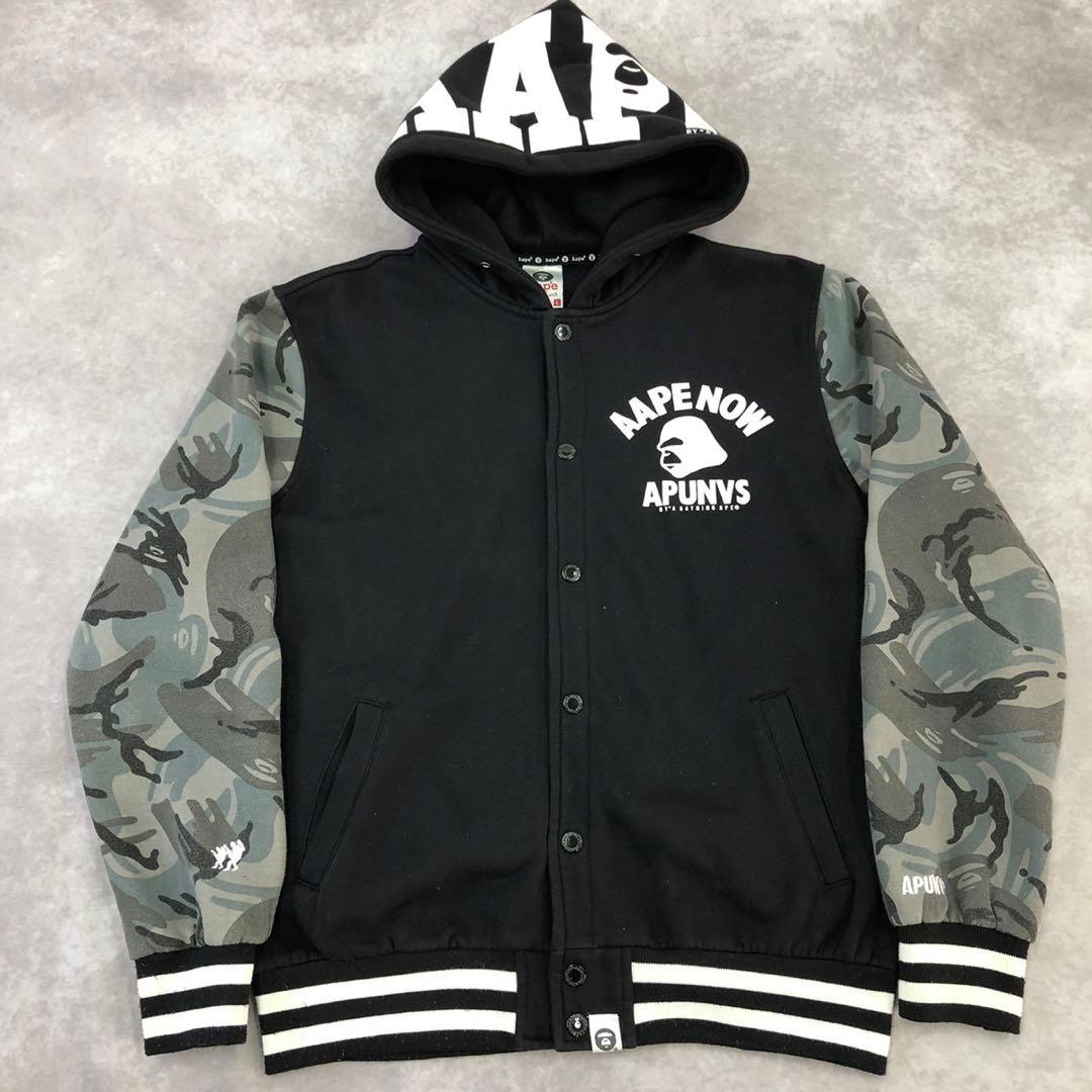 A BATHING APE アベイシングエイプ フードロゴ カモフラ スタジャン