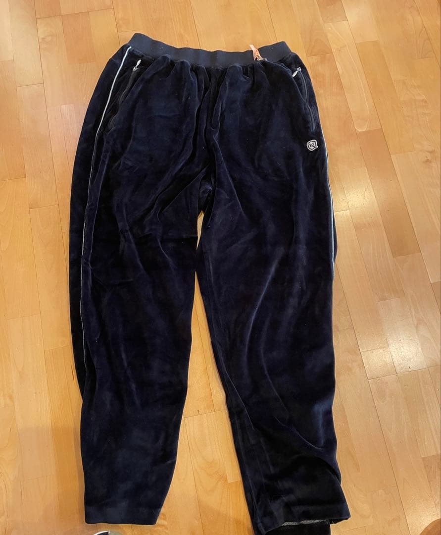 最終値下げROCA WEAR ベロア セットアップ Bboy ロカウェア