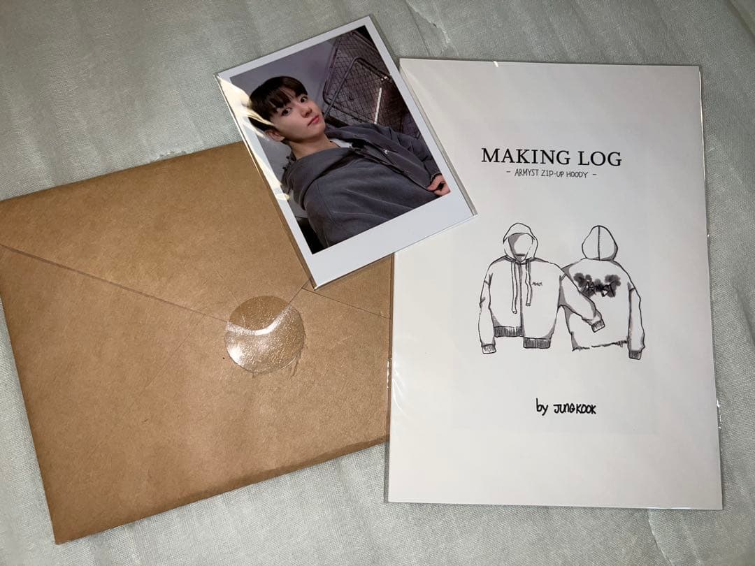 抜き無し BTS アーティストメイド ジョングク フーディー ホワイト L