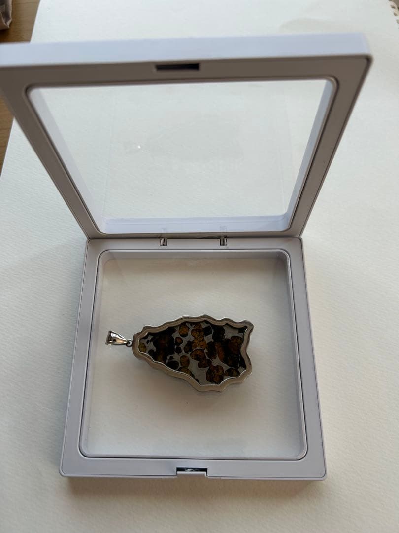 天然セリコパラサイト隕石ペンダント トップスターリングシルバー