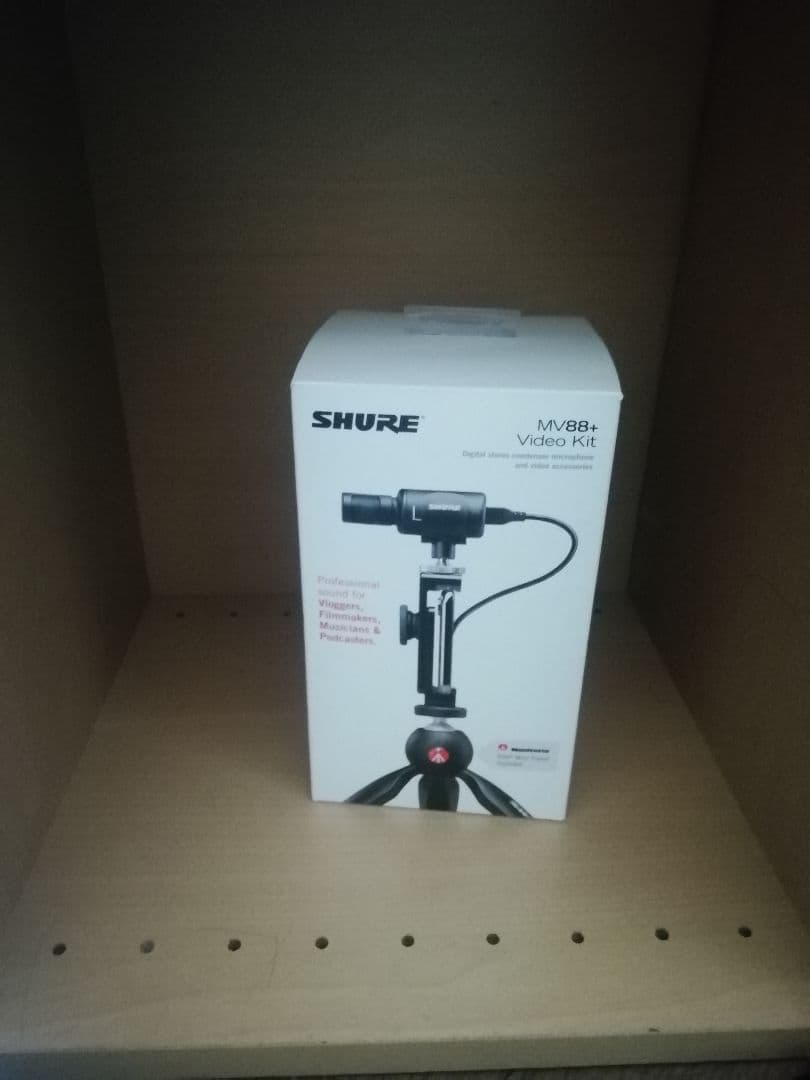 【値下げ可】SHURE MV88+ videokit Amazon.com: Shure MV88+ Video Kit - Digital Stereo Condenser