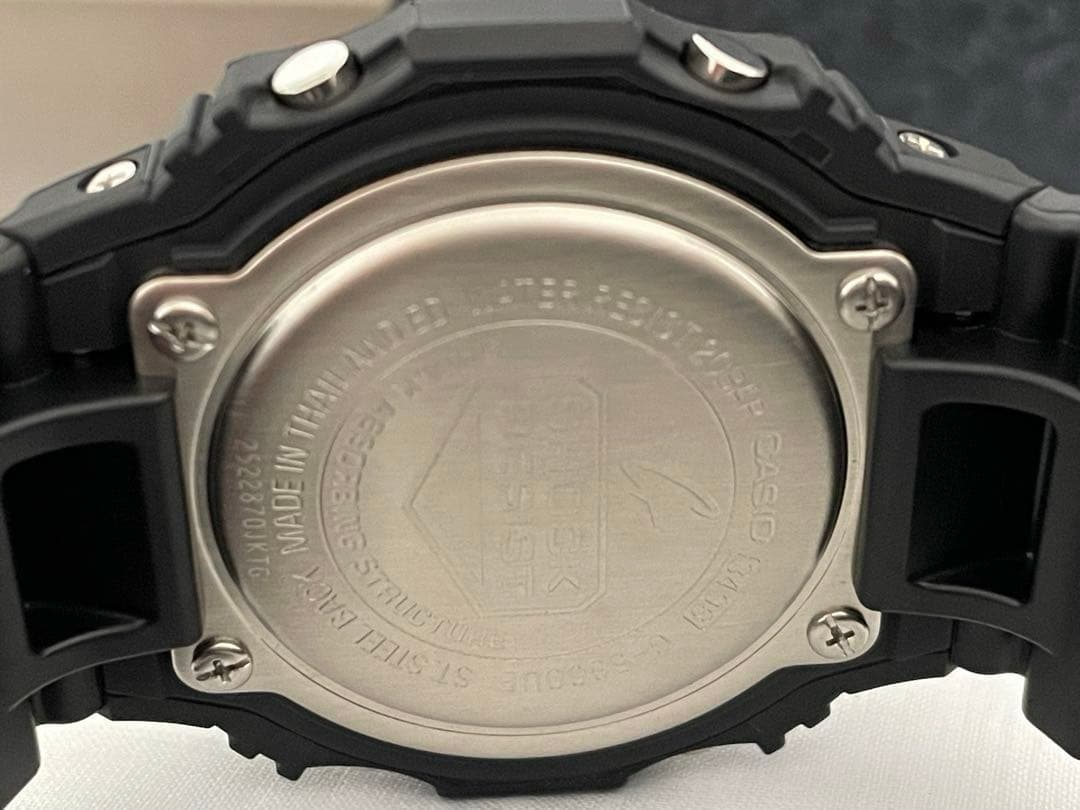 G-SHOCK G-5600UE -1JFデジタル腕時計