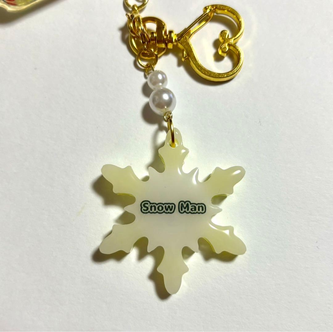 SnowMan レジンキーホルダー アルファベット 雪の結晶 ハンドメイド
