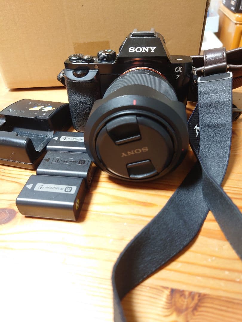 SONYミラーレス一眼　初代α7レンズキット　バッテリー×3+充電器 Amazon | ソニー ミラーレス一眼 α7 III ボディ ILCE-7M3ソニー
