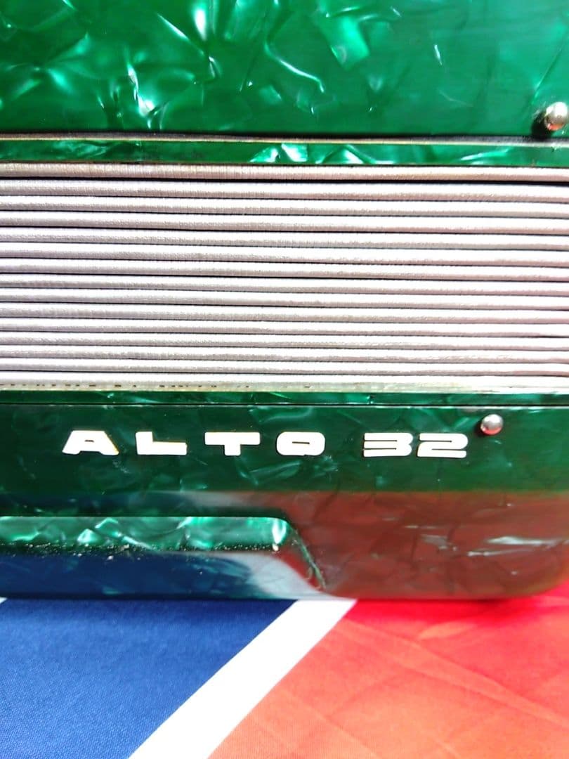 整備済懐しい音色】Yamaha アルト アコーディオン A-32 32鍵