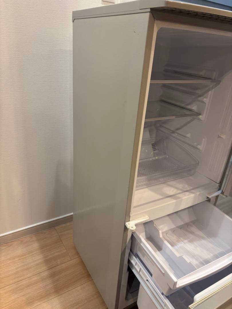 送料・設置無料！SHARP 2ドア 冷蔵庫 SJ-D14E-S 2019年製 - メルカリ