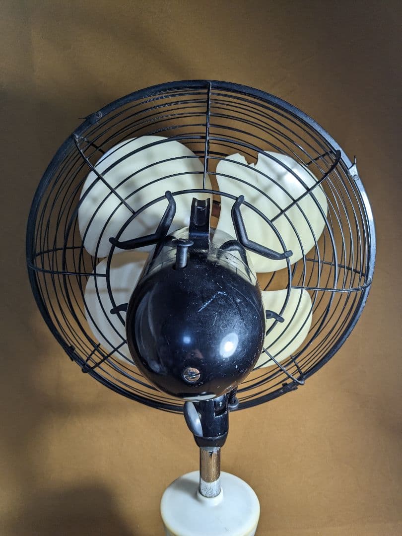 扇風機 昭和レトロ 東芝 Toshiba 夕顔 LP形 4枚羽根 東芝 - メルカリ