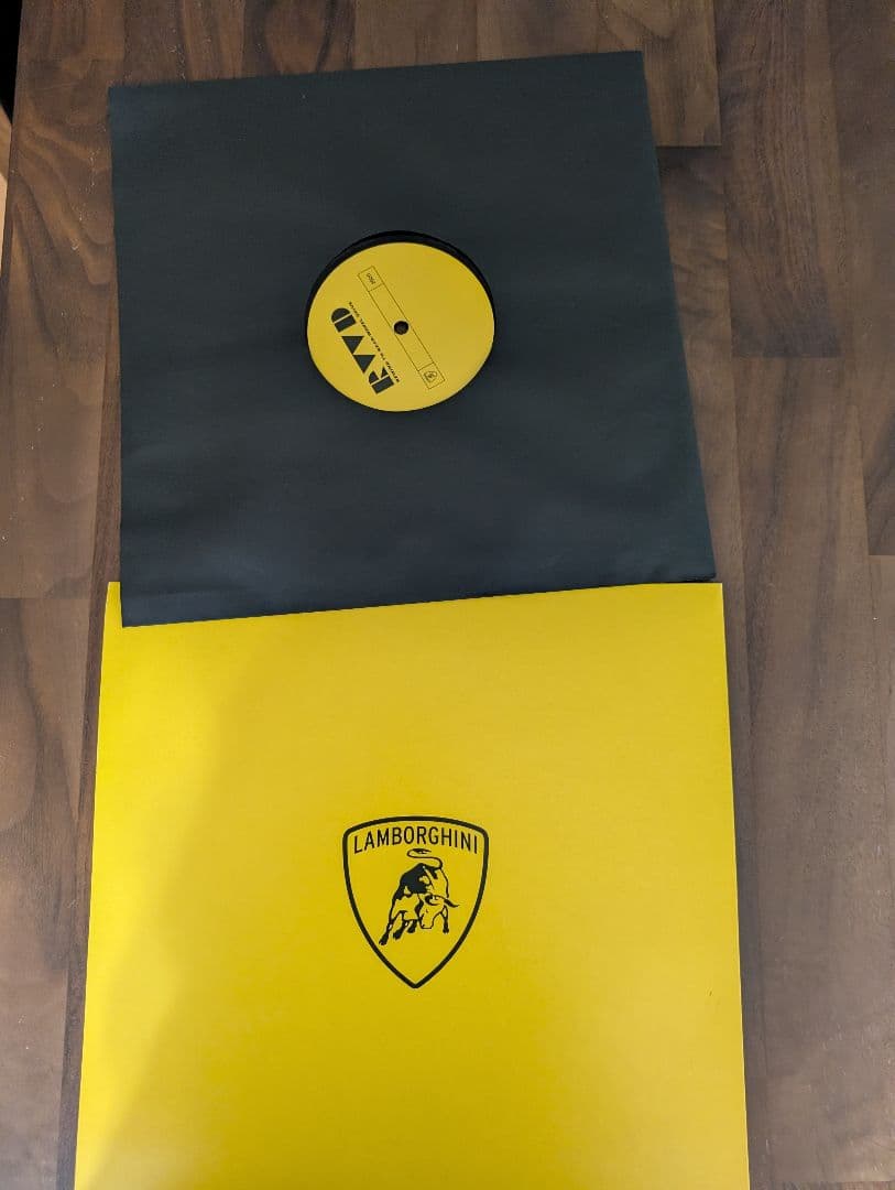 美品】正規品ランボルギーニウラカン EVO RWD エンジンサウンド