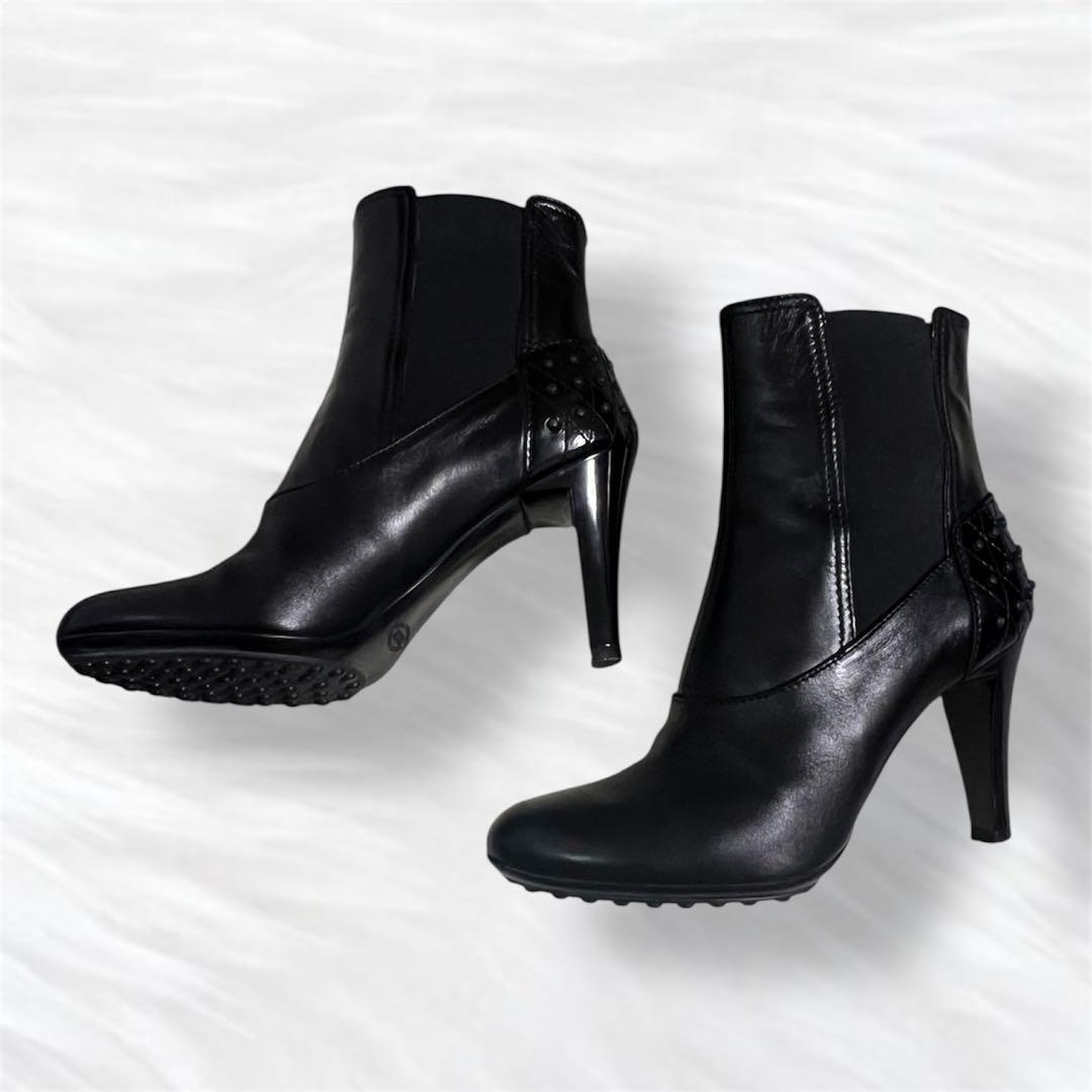 TOD'S トッズ 黒 ショートブーツ 23 サイドゴア 本革 上質 レザー