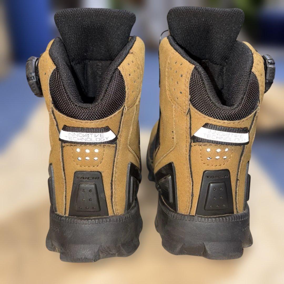 タイチ　コンバットシューズ スエードブラウン 23.5cm