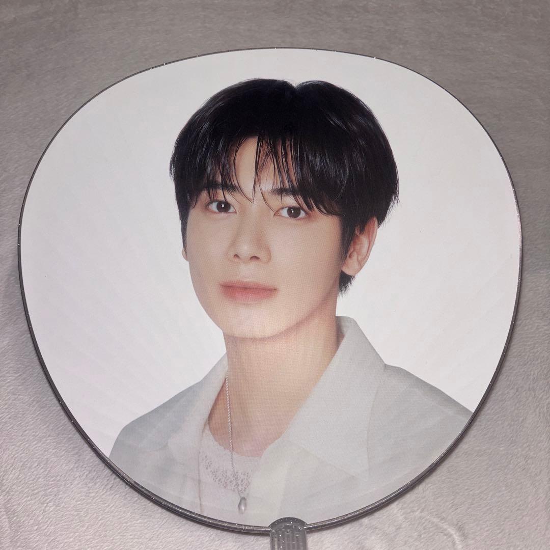 TXT ACT:TOMORROW テヒョン うちわ - メルカリ