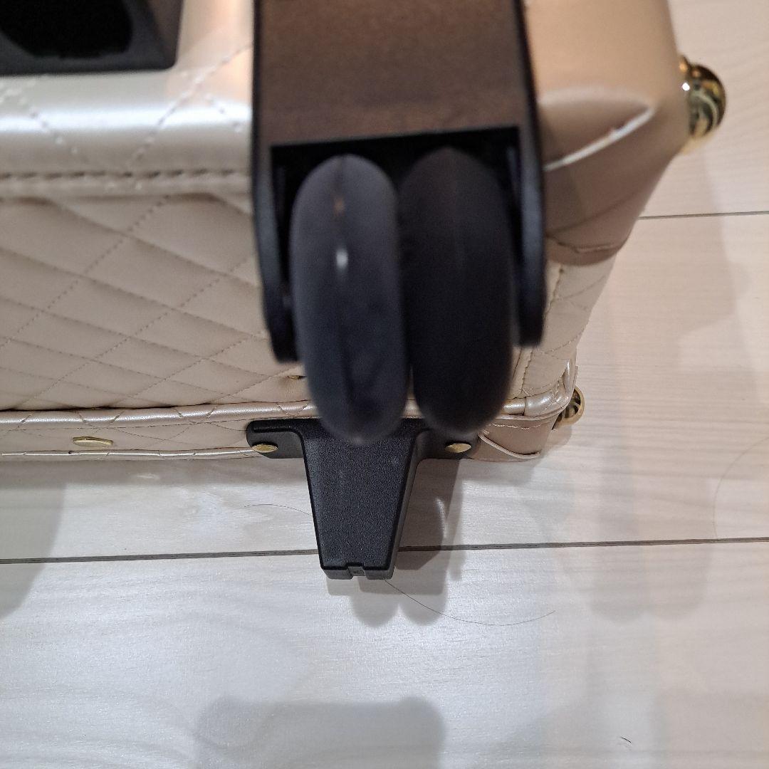 み*な様 【新品未開封】セーラームーン USJ限定 完売品 キャリーケース