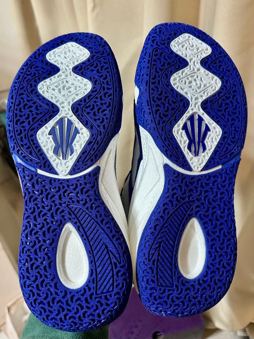 新品28.5cm ANTA KYRIE KAI1 カイリー Unvi. Duke - メルカリ