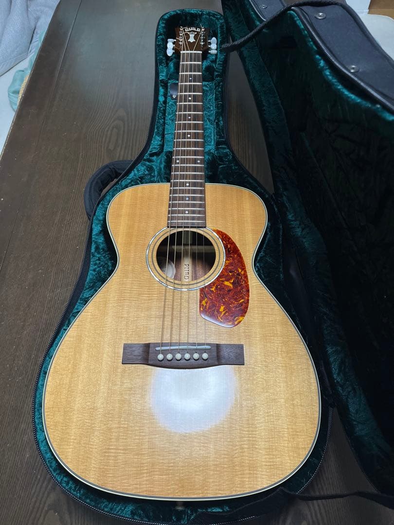 仕様変更！☆Guild M-140☆美品☆セルロイドピックガード☆オール単板