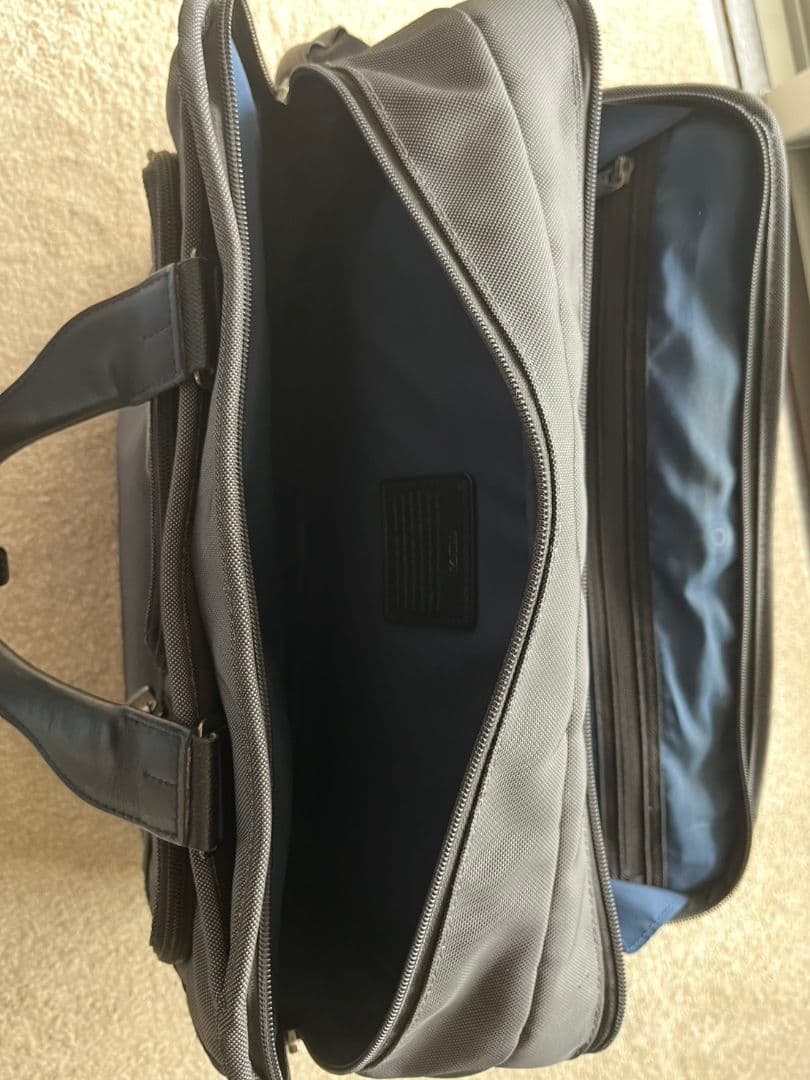 TUMI ビジネスバッグ （色:ピューター）の通販はau PAY マーケット