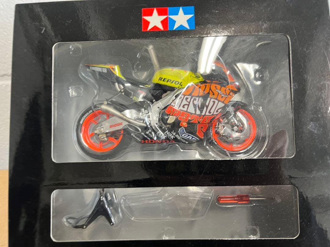 タミヤ マスターワークコレクション REPSOL Honda RC211V 03 - メルカリ