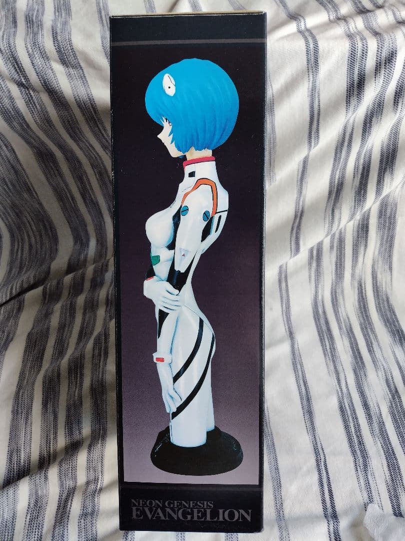 限定品】綾波レイ 弐伍分ノ壱 半身像 ガレージキット ポスター付