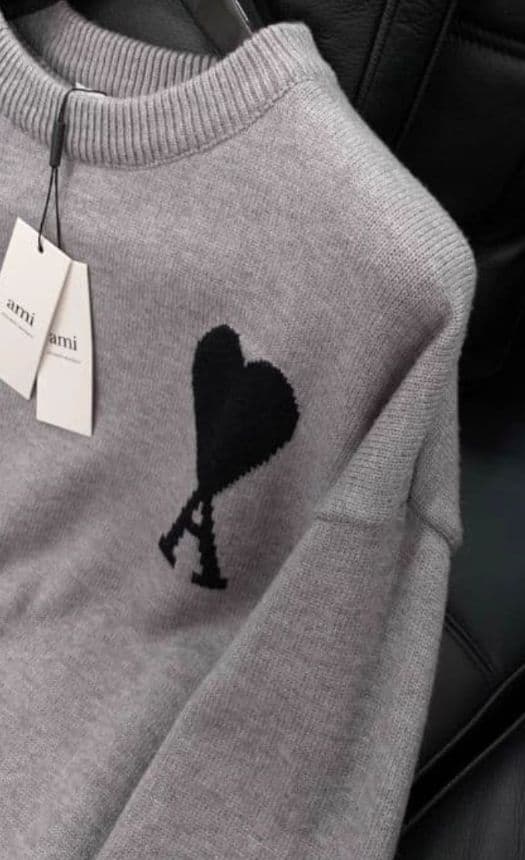 AMI PARIS グレー ニットセーター ハート刺繍 s01 - メルカリ