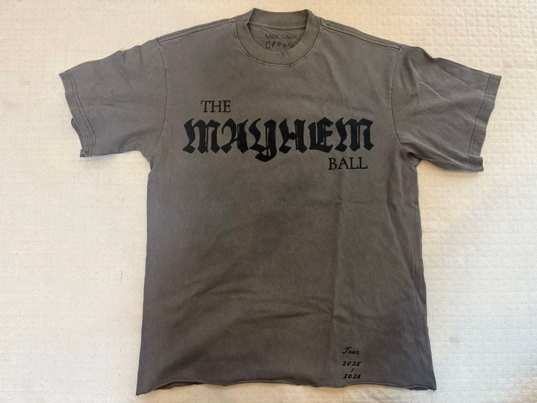 未使用】Lady Gaga The Mayhem Ball Tシャツ - メルカリ