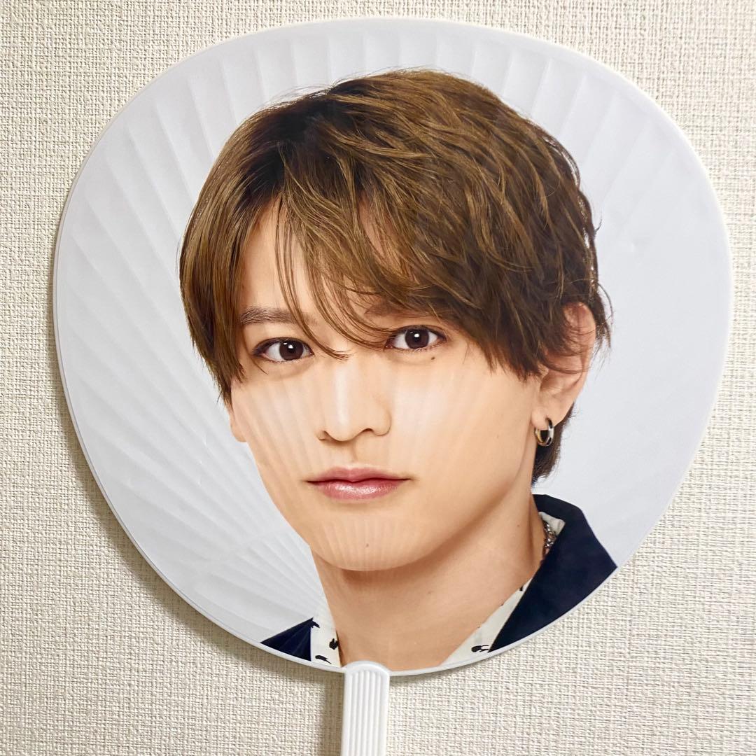 timelesz 猪俣周杜 うちわ - メルカリ