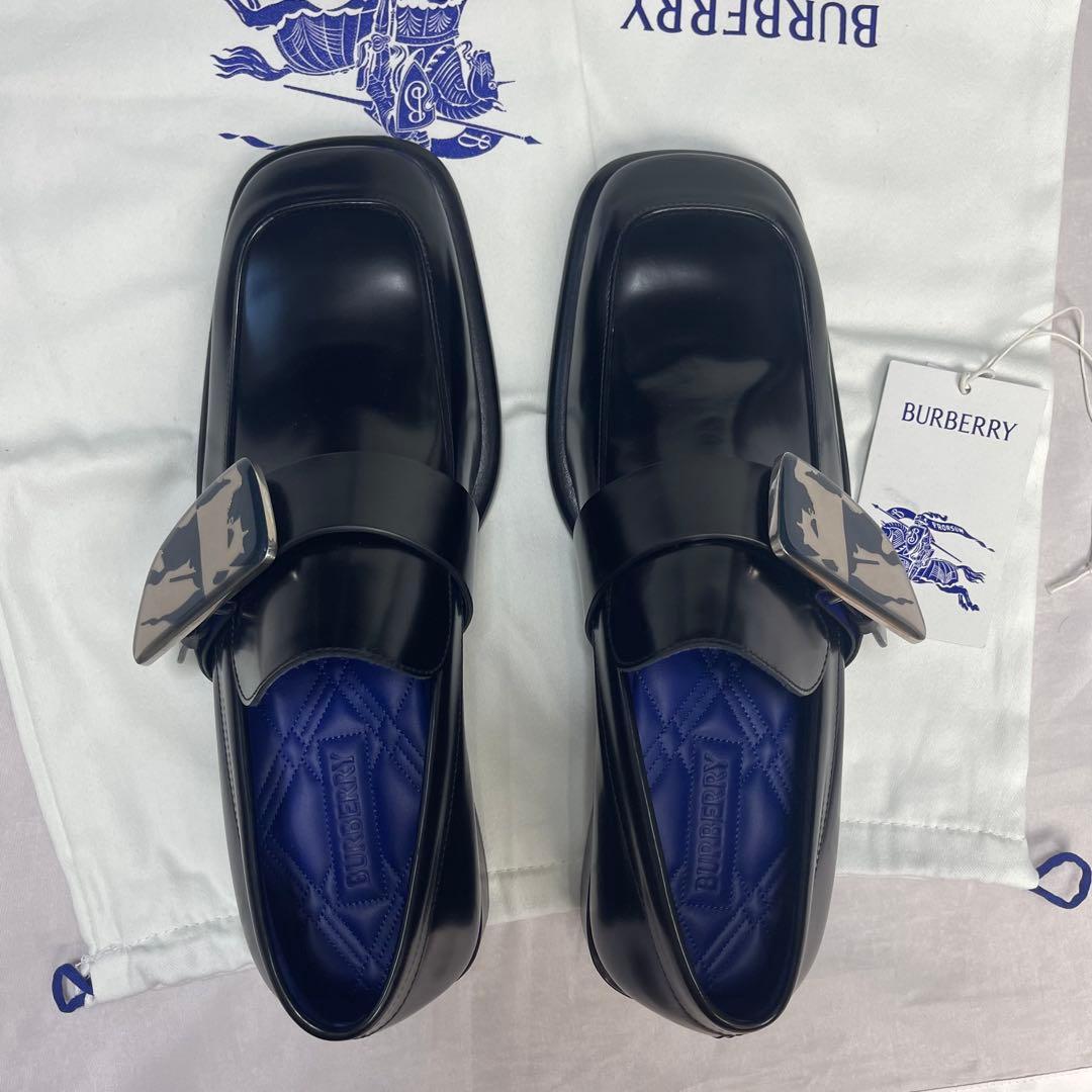 burberry 24ss シールド ローファー - メルカリ