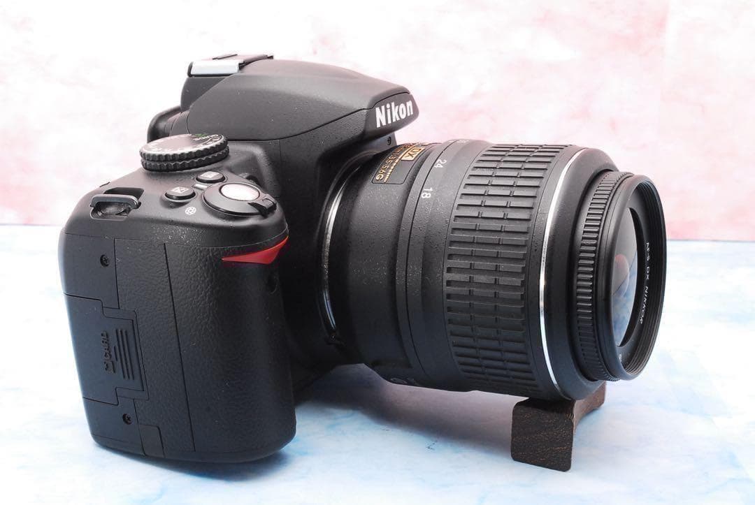 ニコン D3000☆実用品☆一眼レフカメラ☆手ぶれ補正Wレンズのおすすめ