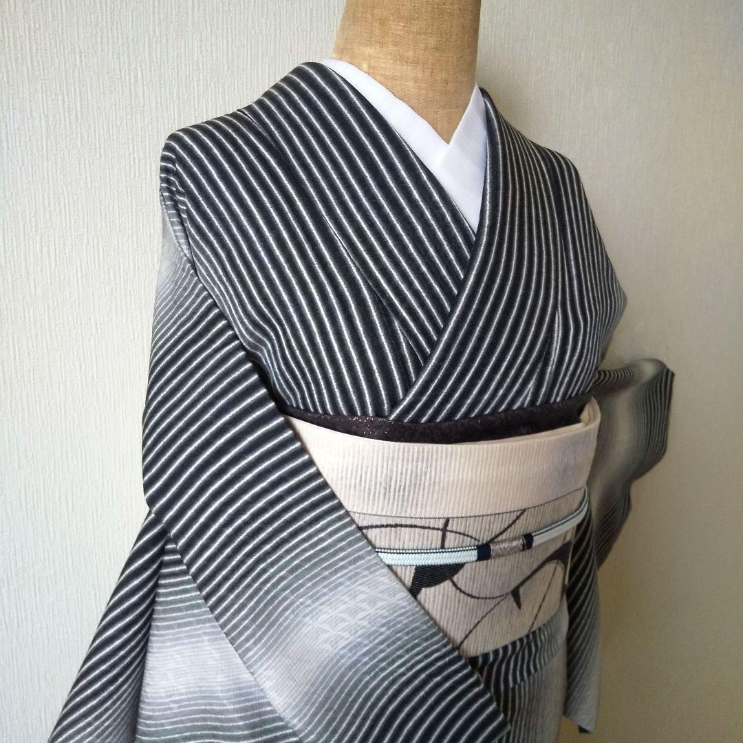 一蔵謹製・滝泰 おぼろ染め襲絞り】正絹・上質な訪問着・縞柄地模様